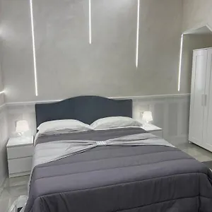 Ester 5 , Napoli Italia